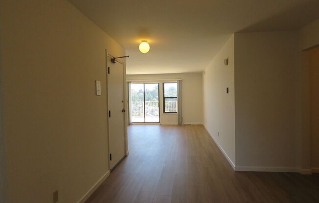 2 beds, 1 bath, $3,750, Unit 2035 #22