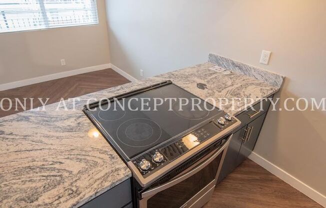 2 beds, 1 bath, 902 sqft, $1,695, Unit 14