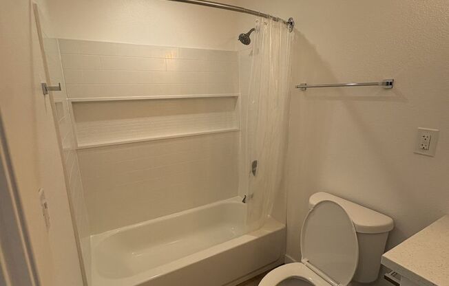Studio, 1 bath, 310 sqft, $1,750, Unit B-310- 128