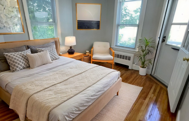 Studio, 1 bath, 400 sqft, $1,795, Unit 90 Win #09