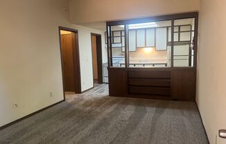 1 bed, 1 bath, $1,095, Unit 906