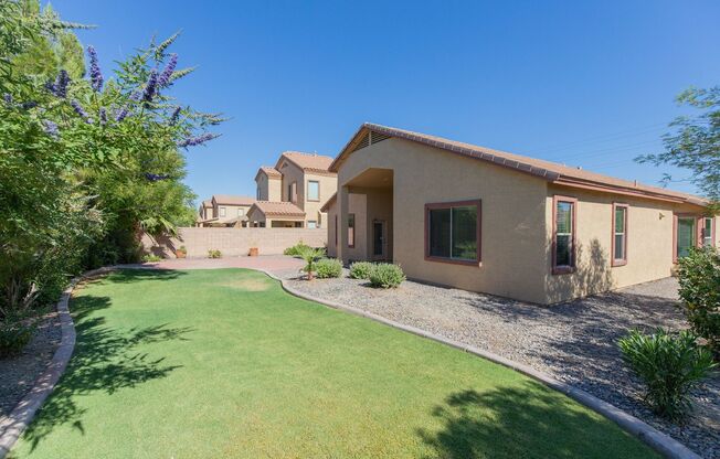 Beautiful 4 bed 2 bath home in Chandler!