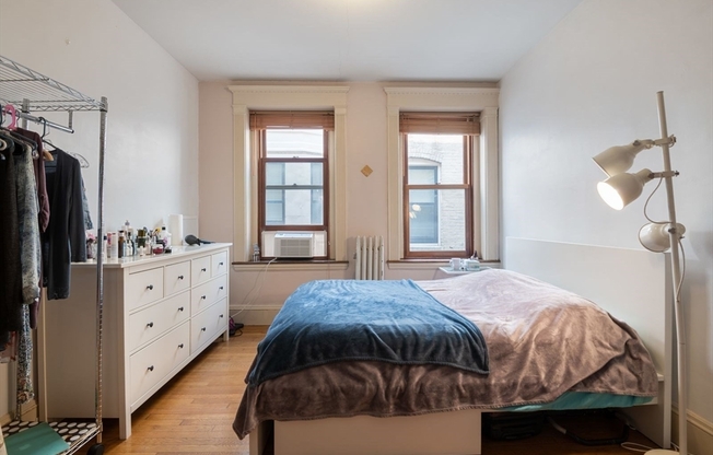 1 bed, 1 bath, 445 sqft, $2,700, Unit 608