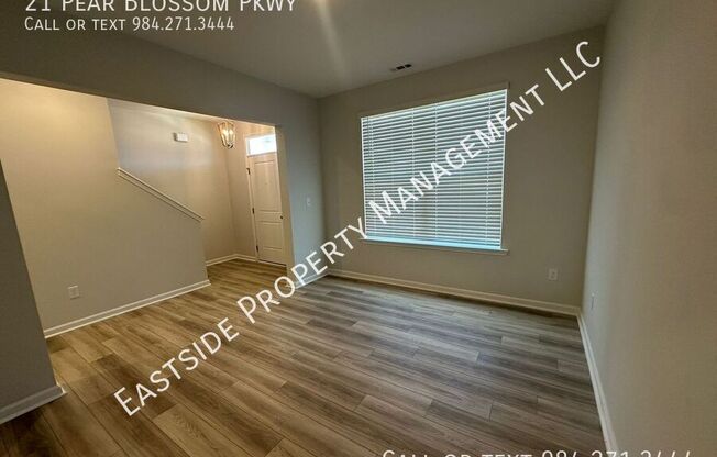 21 PEAR BLOSSOM PKWY