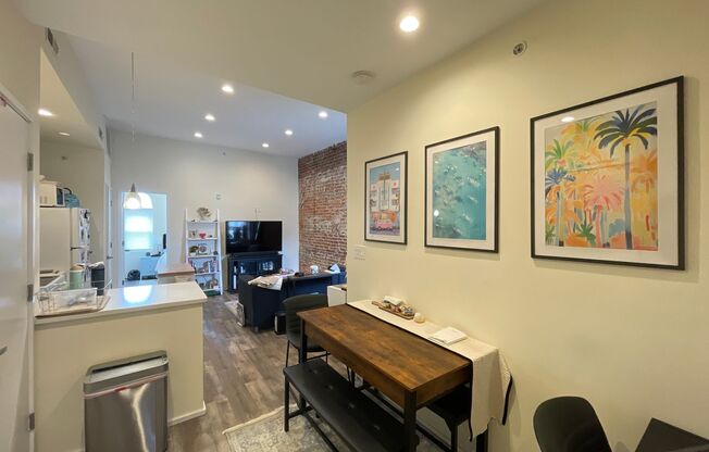 602-604 E. Girard Ave.