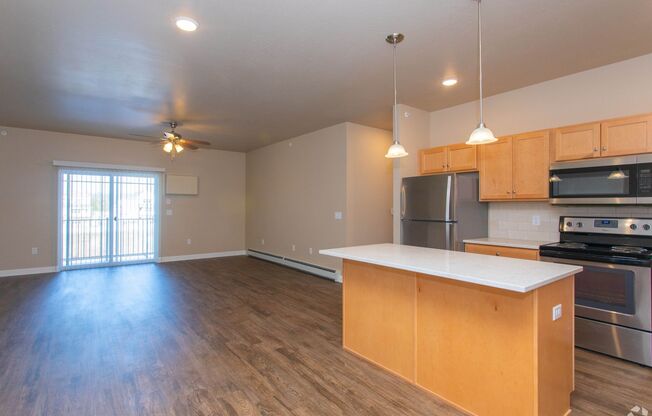 1 bed, 1 bath, 830 sqft, $1,199.99, Unit 2202-13