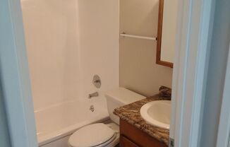 1 bed, 1 bath, 592 sqft, $1,395, Unit 026