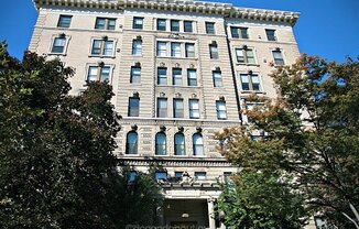 1830 17 ST NW