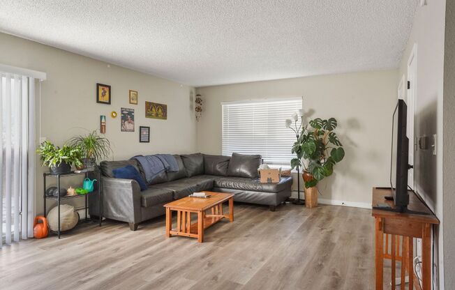 4510 PICTURESQUE CIR