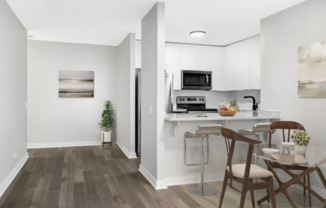 125 W HURON