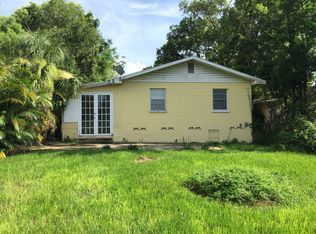 3 beds, 2.5 baths, $1,700