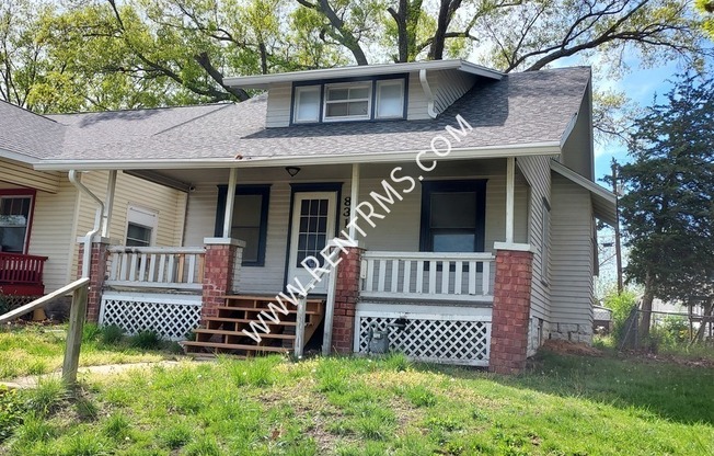 831 SW JEWELL AVE