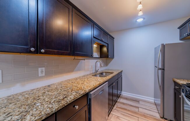 4 beds, 2 baths, 1,500 sqft, $1,995, Unit 712HCO