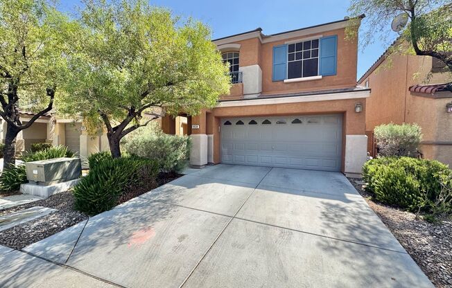 LOVELY 4 BEDROOM, 3 BATHROOM HOME LOCATED IN A BEAUTIFUL AND WELL-MAINTAINED COMMUNITY.