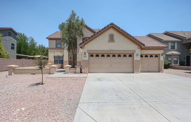 Recently Remodel! 4bd 2.5ba 3cg in Chandler!