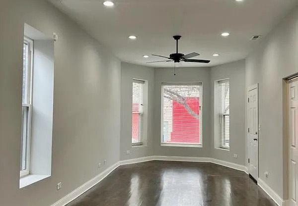 2840 W FULTON