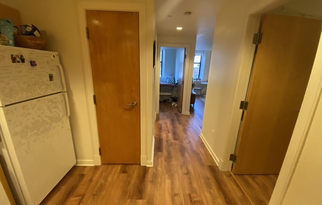 2 beds, 1 bath, 707 sqft, $3,450, Unit 5F