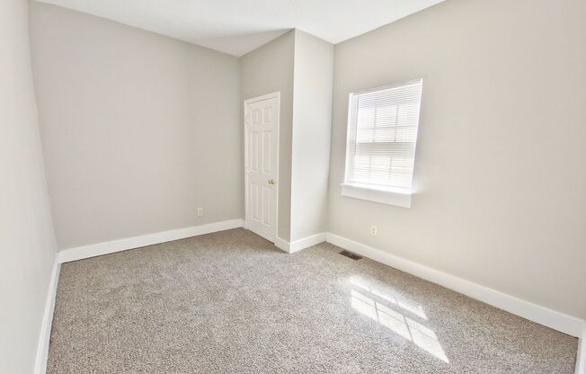 Spacious Three Bedroom House - MOVE IN TODAY!