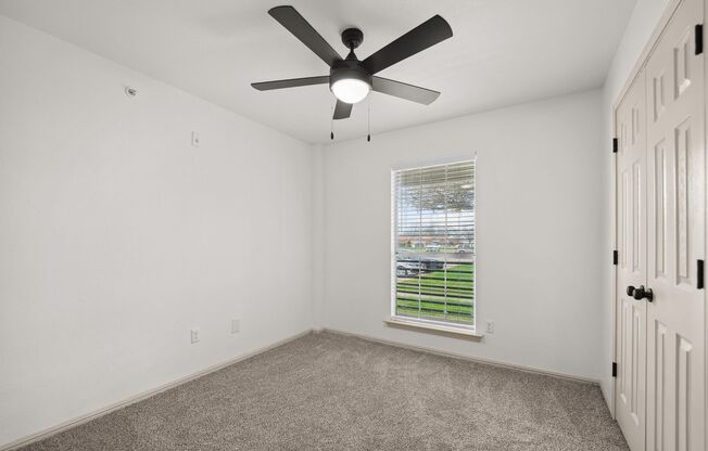 2 beds, 2 baths, $1,425, Unit 1208