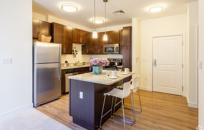 2 beds, 2 baths, 1,009 sqft, $3,870, Unit 312