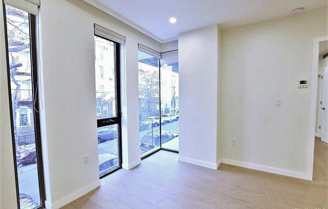 1 bed, 1.5 baths, 565 sqft, $3,150, Unit 2D