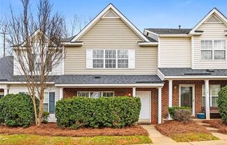 Charming townhome located in Greensboro NC