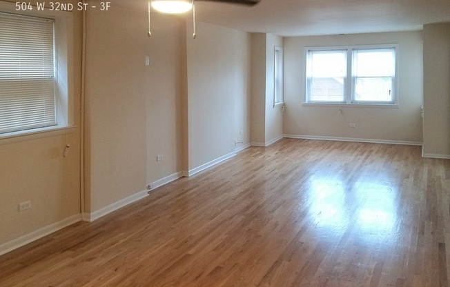 504 W 32nd St
