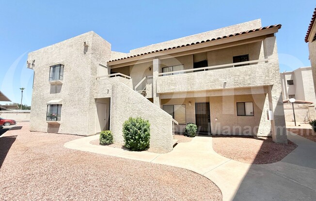 3 beds, 2 baths, 1,088 sqft, $1,700, Unit 284