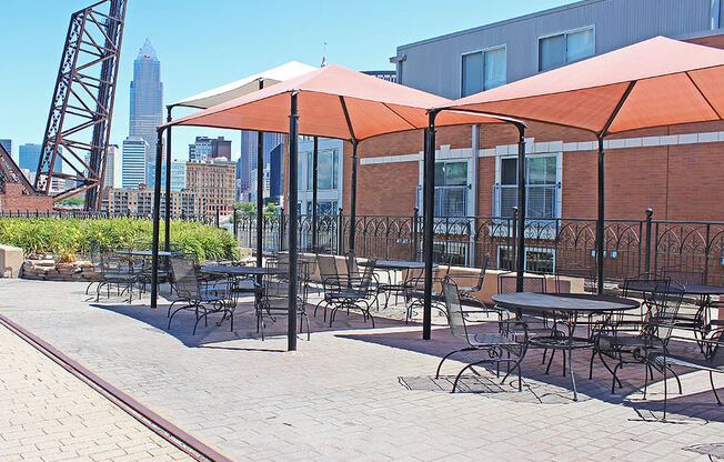 Picnic Area With Grilling Facility at Stonebridge Waterfront, Cleveland, 44113