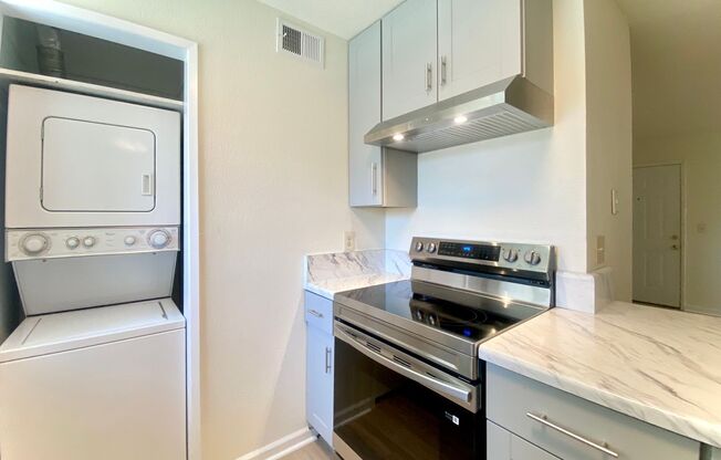 Lovely Remodeled Condo for Rent in Fremont!