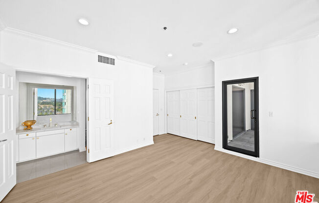 3 beds, 4 baths, 2,814 sqft, $18,000, Unit PH1505