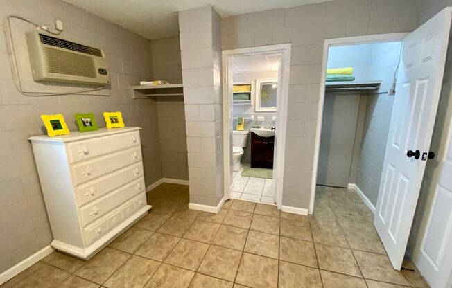 1 bed, 1 bath, $900