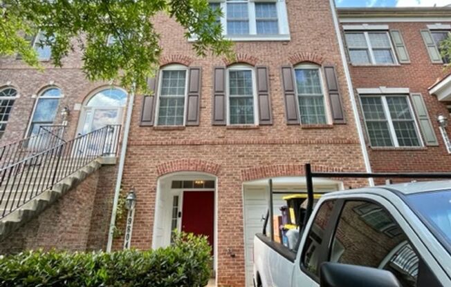 Spacious and bright 3 BR 3.5 BA TH with garage!