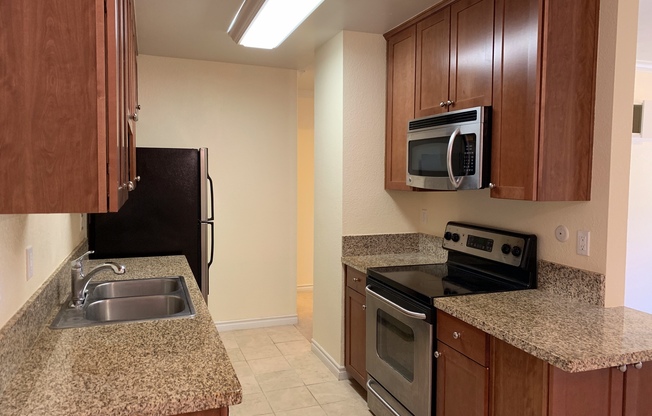 2 beds, 2 baths, $2,795