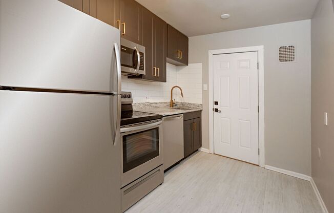 1 bed, 1 bath, 578 sqft, $1,295, Unit 412