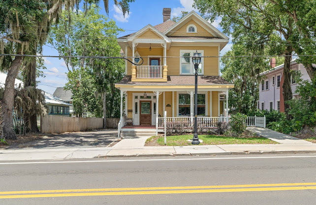 613 E FT KING ST