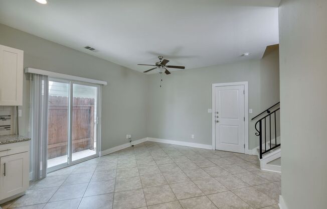 605 Pecan Ave.