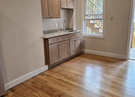 91 PORTER ST