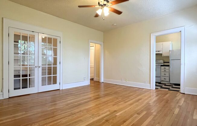 Studio, 1 bath, 525 sqft, $1,260, Unit 219