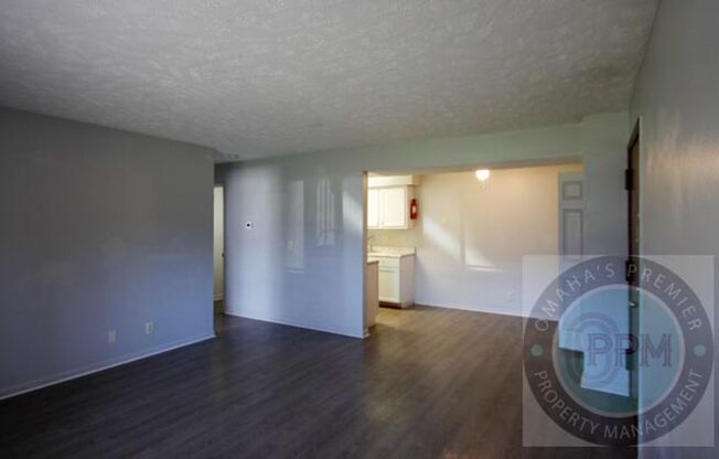 2 beds, 1 bath, 900 sqft, $845, Unit BG/13