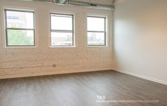 3 beds, 2 baths, $3,725, Unit 301