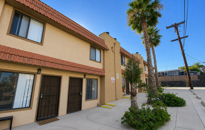 Boundary Street Apartments