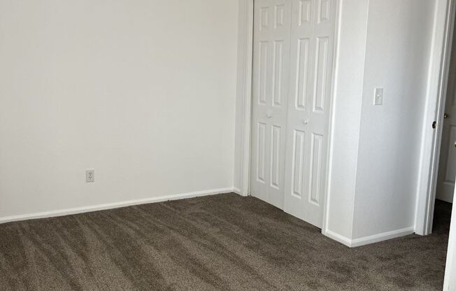 2 beds, 1 bath, $2,200, Unit # 1