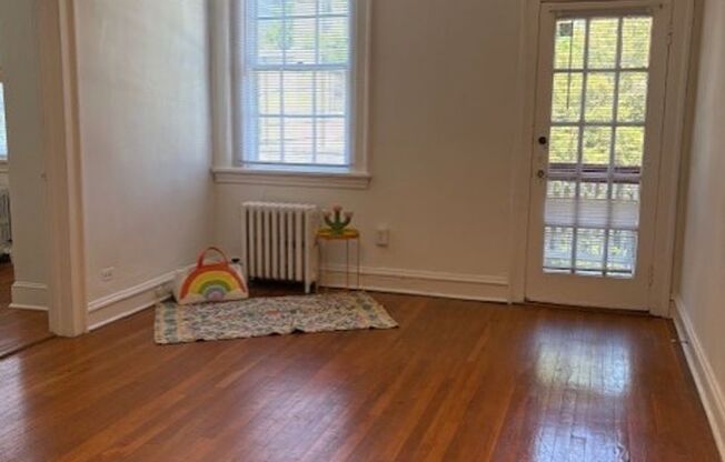 1 bed, 1 bath, 750 sqft, $1,325, Unit 218-7