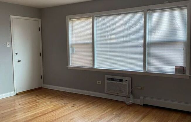 10116 S PULASKI
