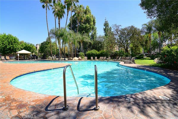5515 Canoga Ave. #125