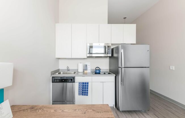 Studio, 1 bath, $1,422, Unit 310