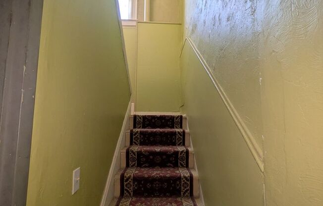 5229 Gertrude St Pittsburgh PA 15207