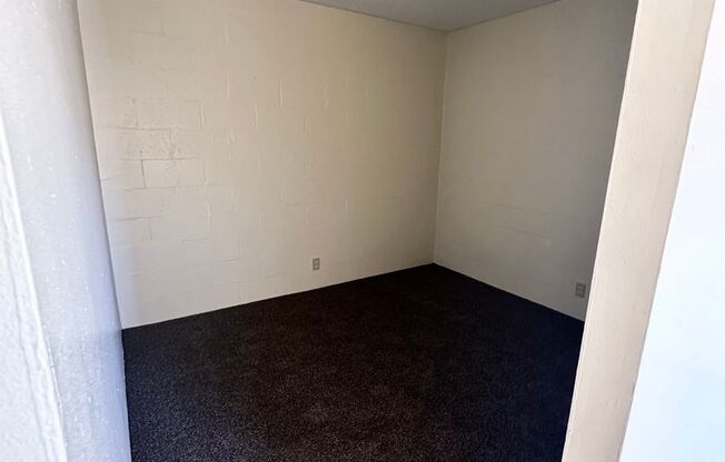 1678 Scott Ave.