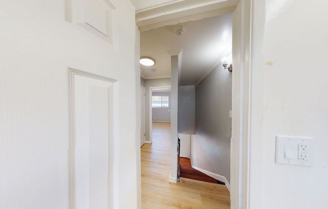 2 beds, 1 bath, 749 sqft, $2,345, Unit 623-4